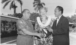 1958 - 001