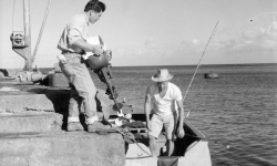 1960 - 042
